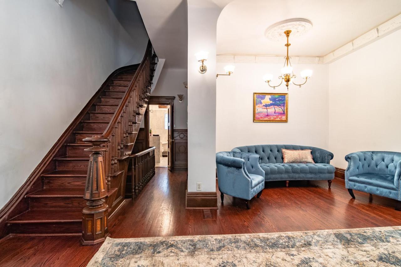 Luxurious Classic Gold Coast Villa For 12 Guests Chicago Luaran gambar