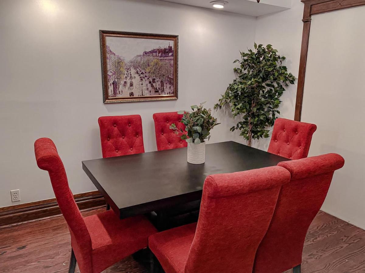 Luxurious Classic Gold Coast Villa For 12 Guests Chicago Luaran gambar