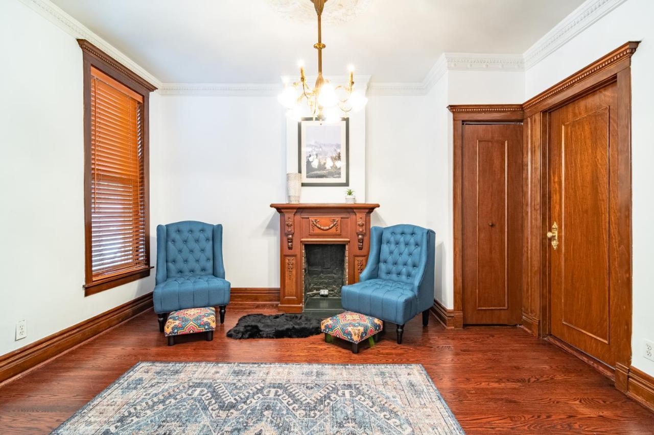 Luxurious Classic Gold Coast Villa For 12 Guests Chicago Luaran gambar