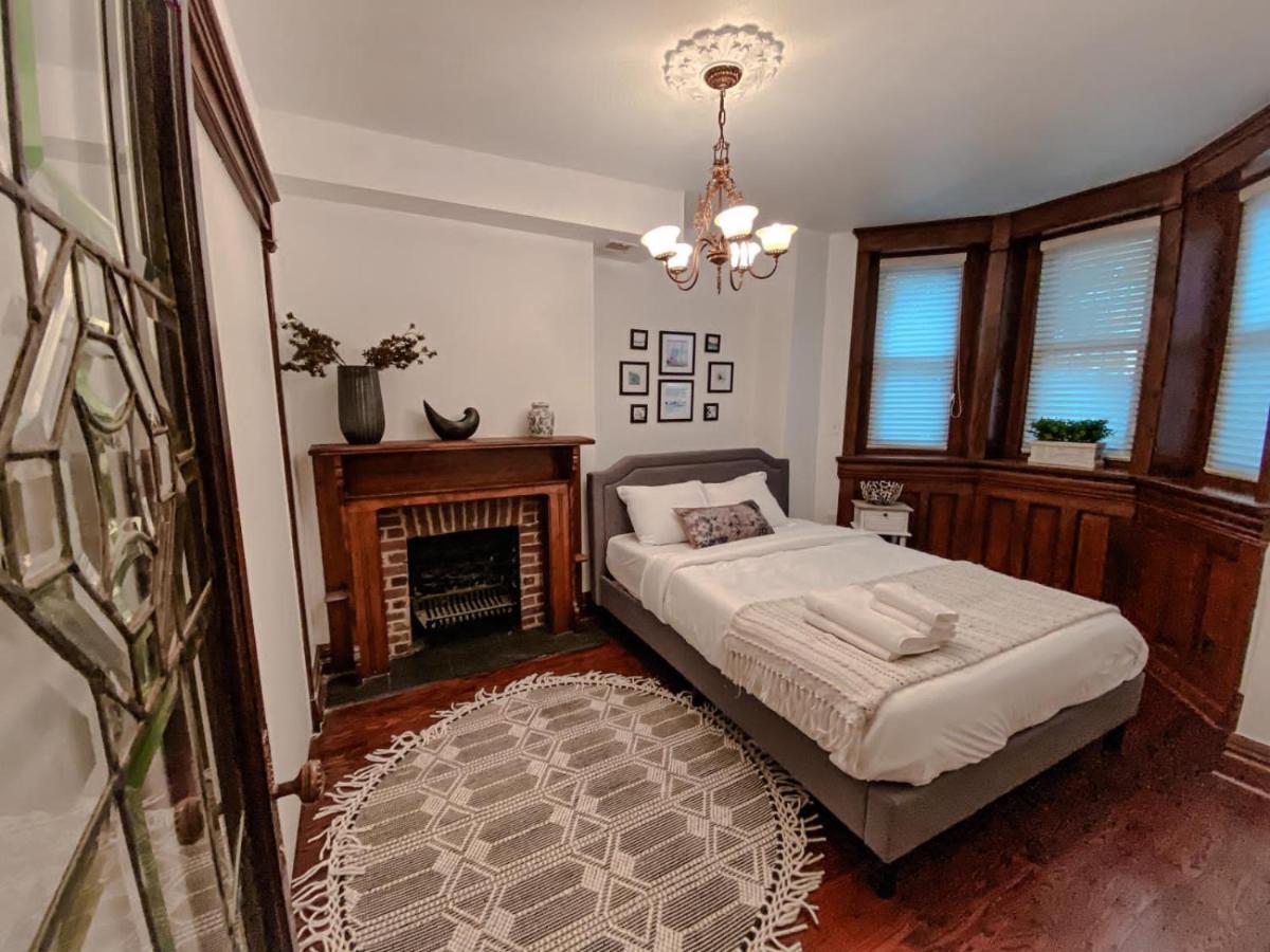 Luxurious Classic Gold Coast Villa For 12 Guests Chicago Luaran gambar