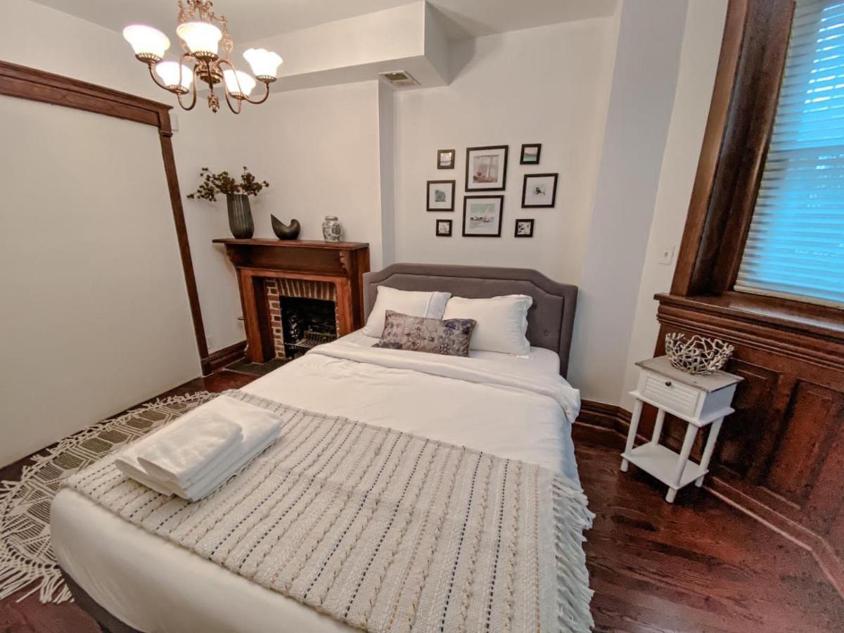 Luxurious Classic Gold Coast Villa For 12 Guests Chicago Luaran gambar
