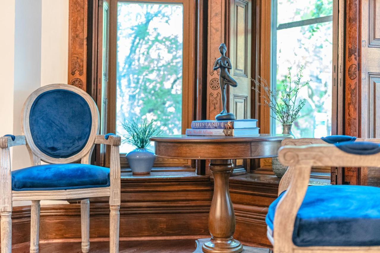 Luxurious Classic Gold Coast Villa For 12 Guests Chicago Luaran gambar